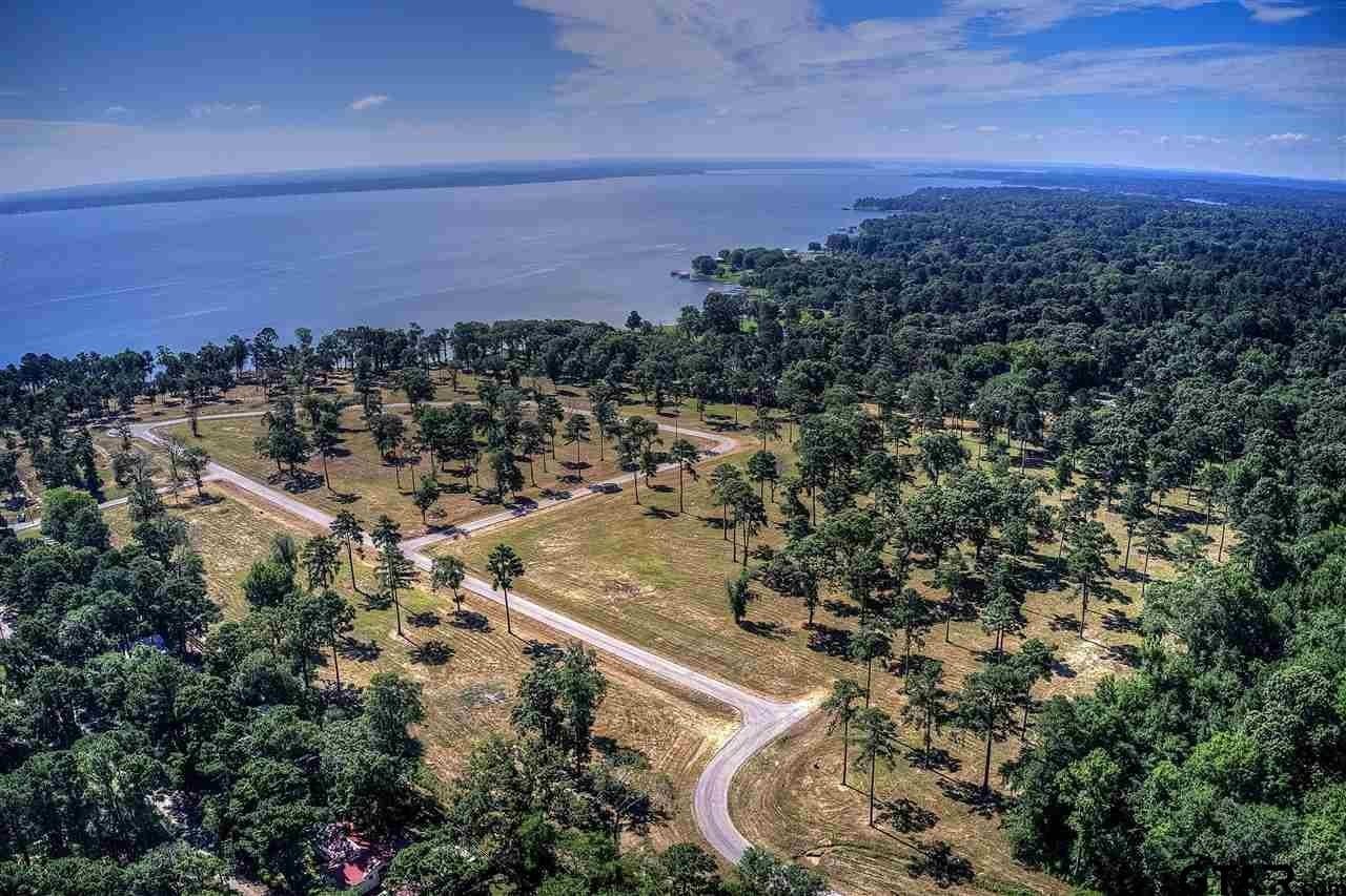 1.35 acres in Henderson County - photo 10