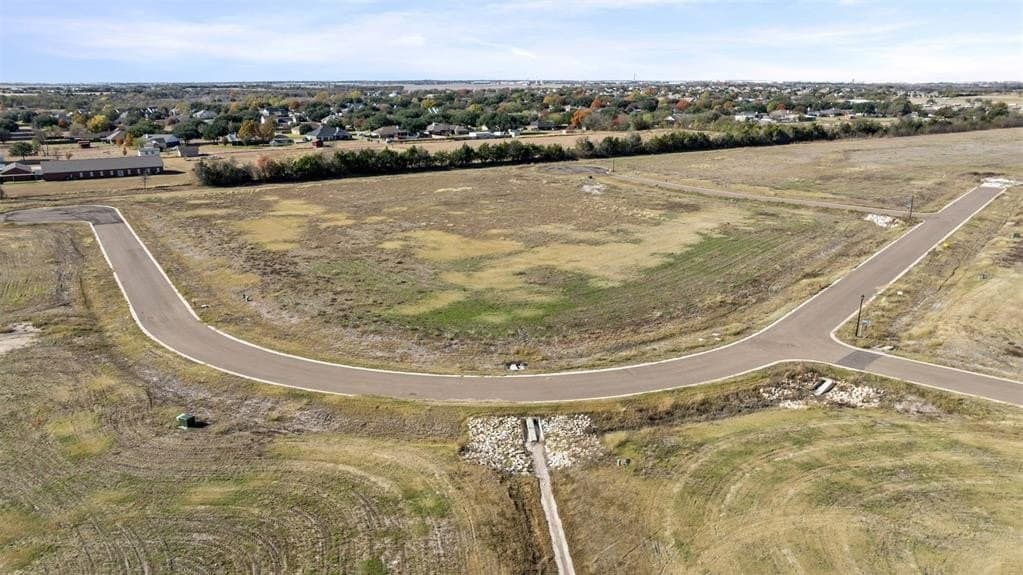 0.78 acres in McLennan County - photo 8