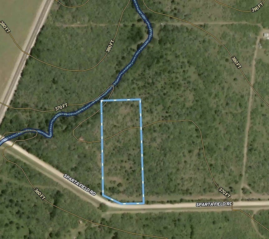 3.7 acres in Gonzales County - photo 2