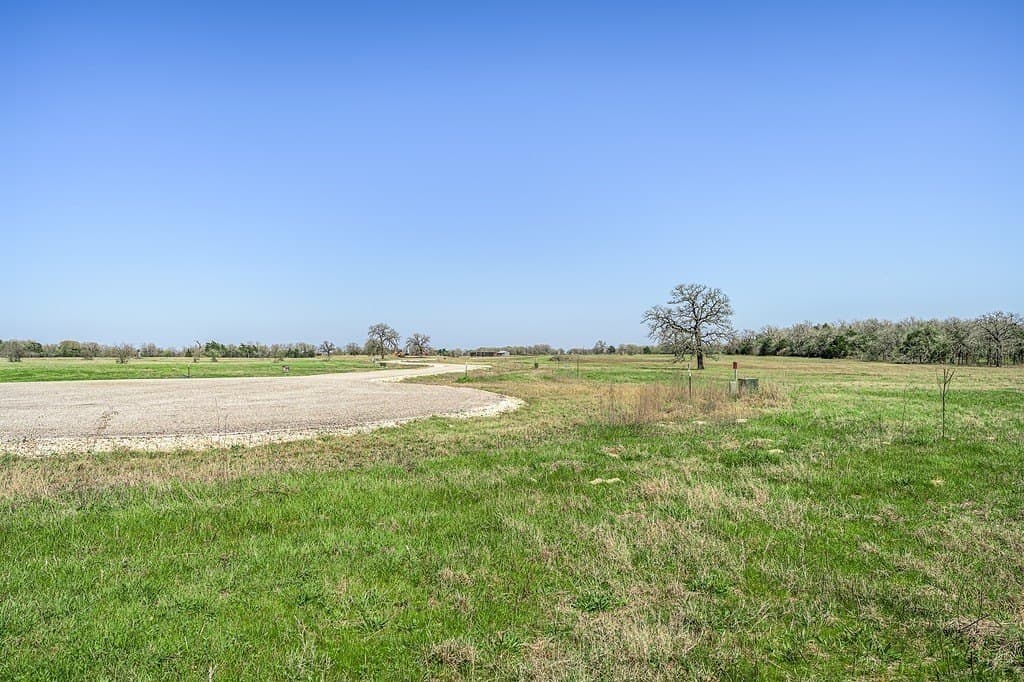 4.42 acres in Fayette County - photo 8