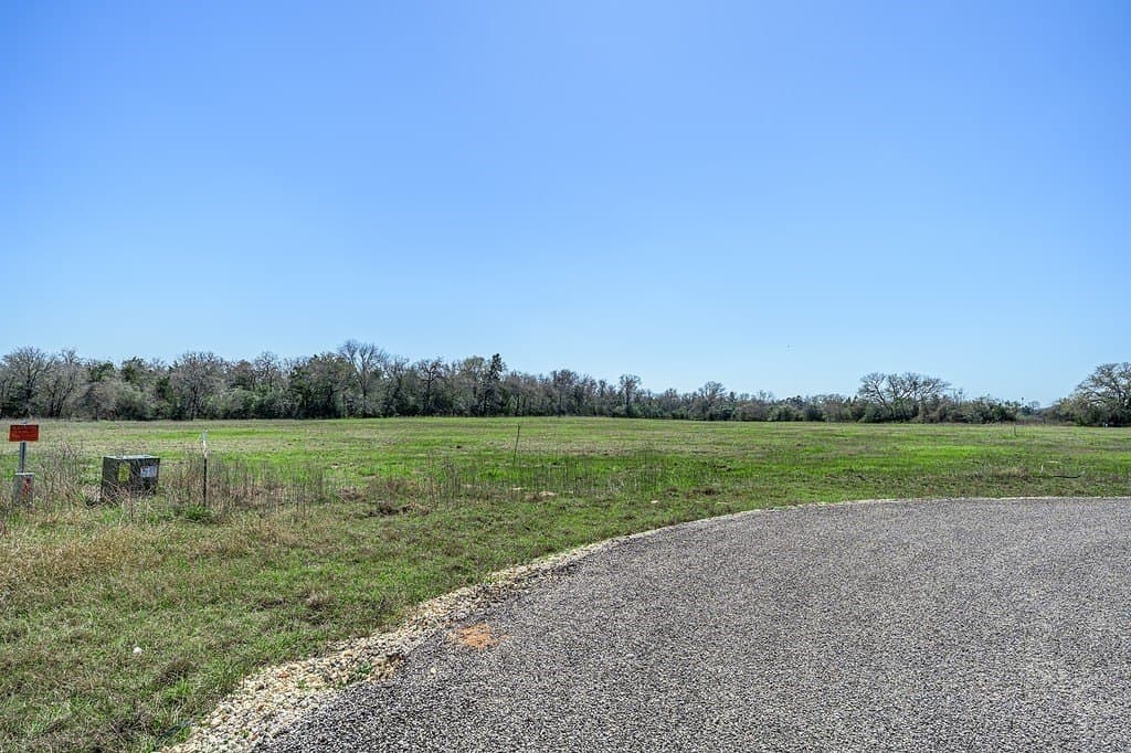 4.42 acres in Fayette County - photo 3