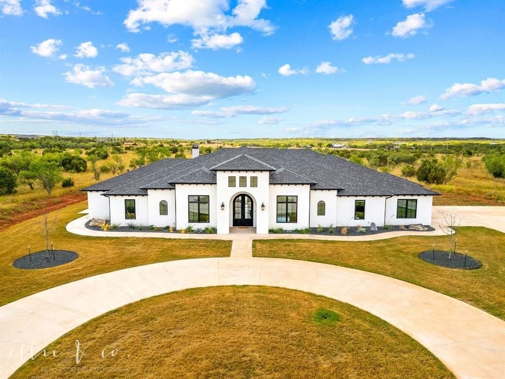 173 Western Trail