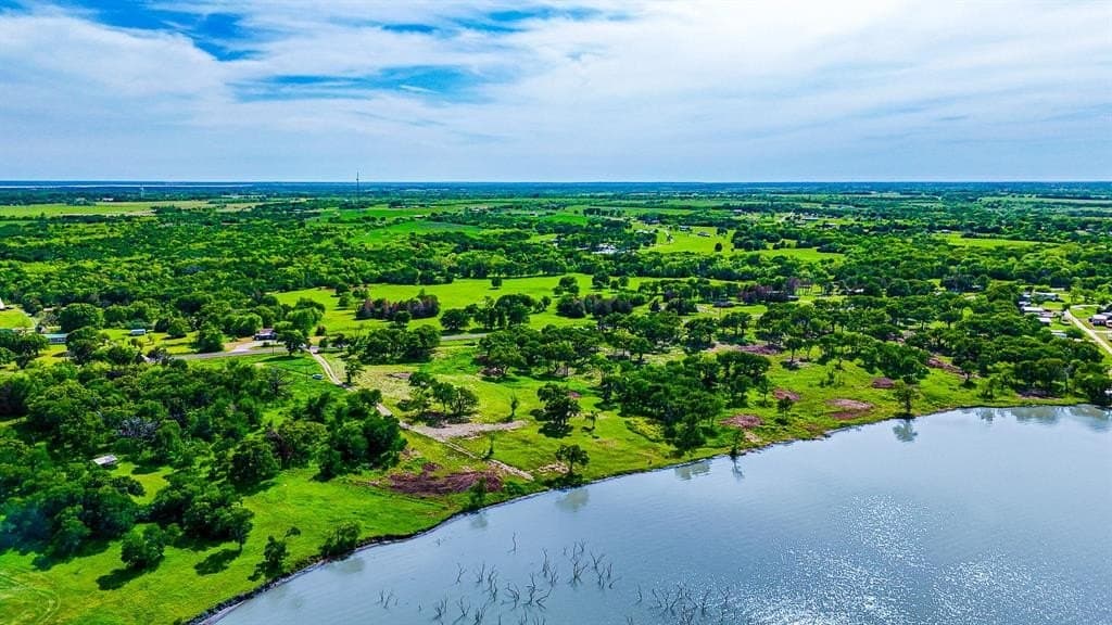 1.1 acres in Navarro County - photo 8