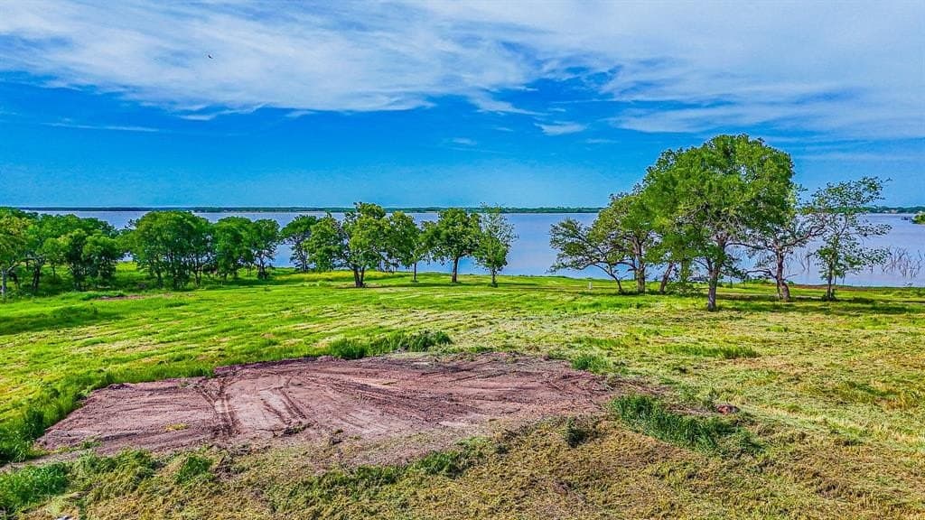 1.1 acres in Navarro County - photo 10