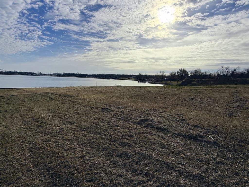 0.58 acres in Navarro County - photo 7