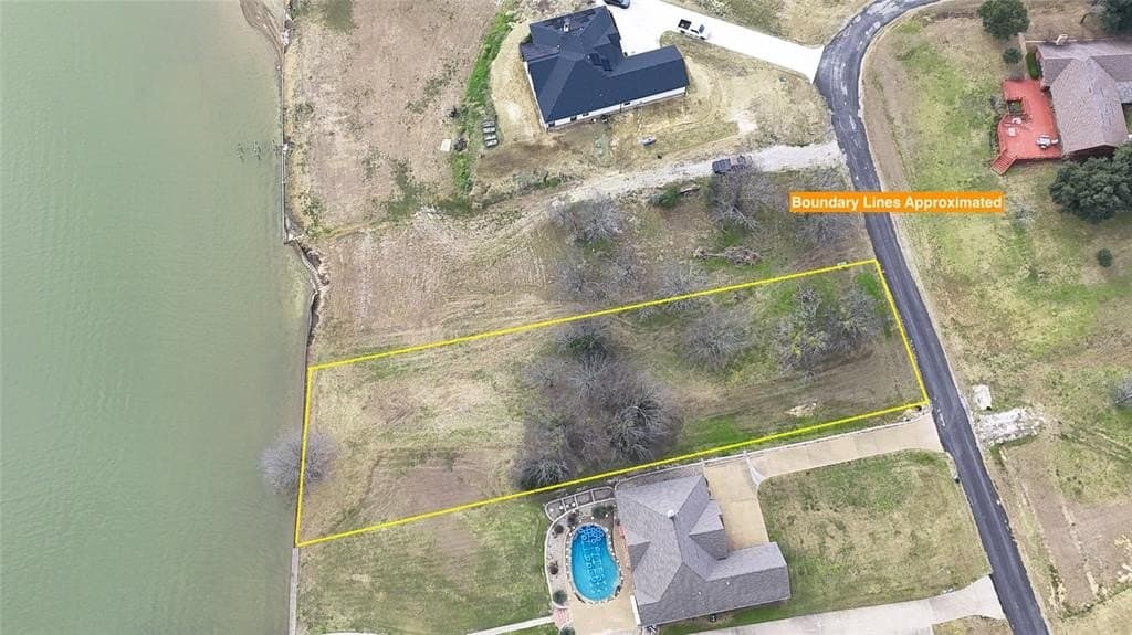 0.58 acres in Navarro County - photo 21