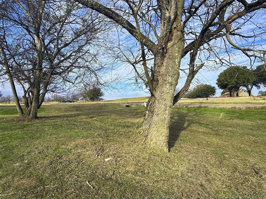 0.58 acres in Navarro County - photo 10