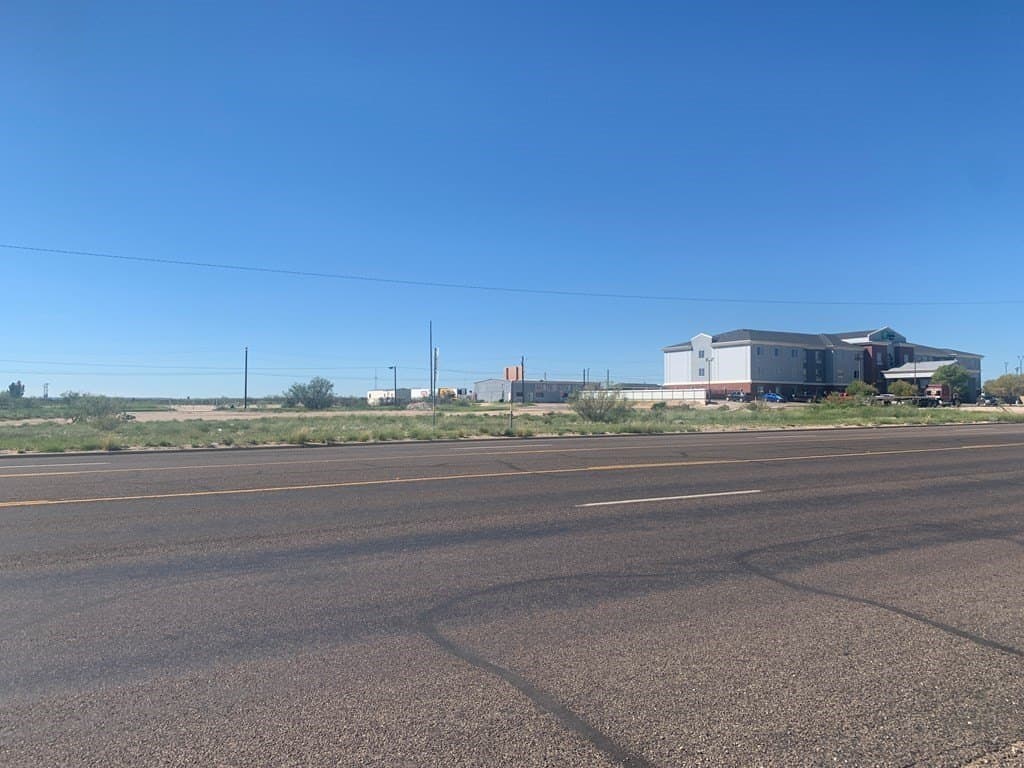 2.07 acres in Pecos County - photo 4