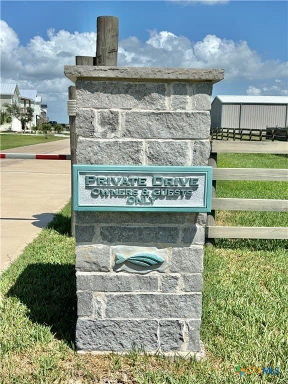 1.72 acres in Calhoun County - photo 5
