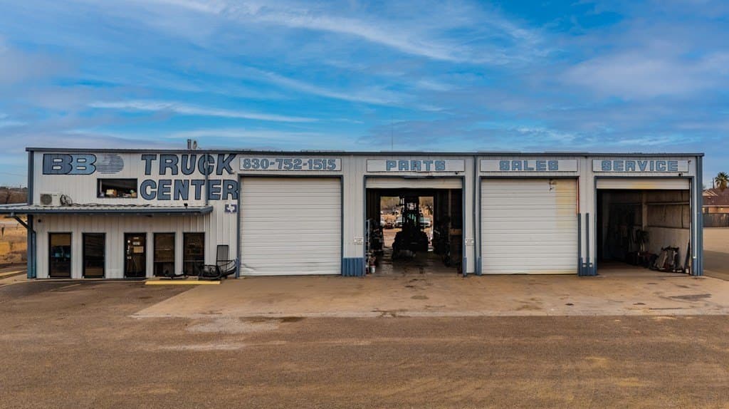 159,127 acres in Maverick County - photo 43