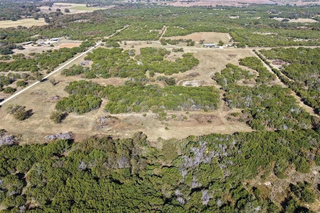 20 acres in Bosque County - photo 5