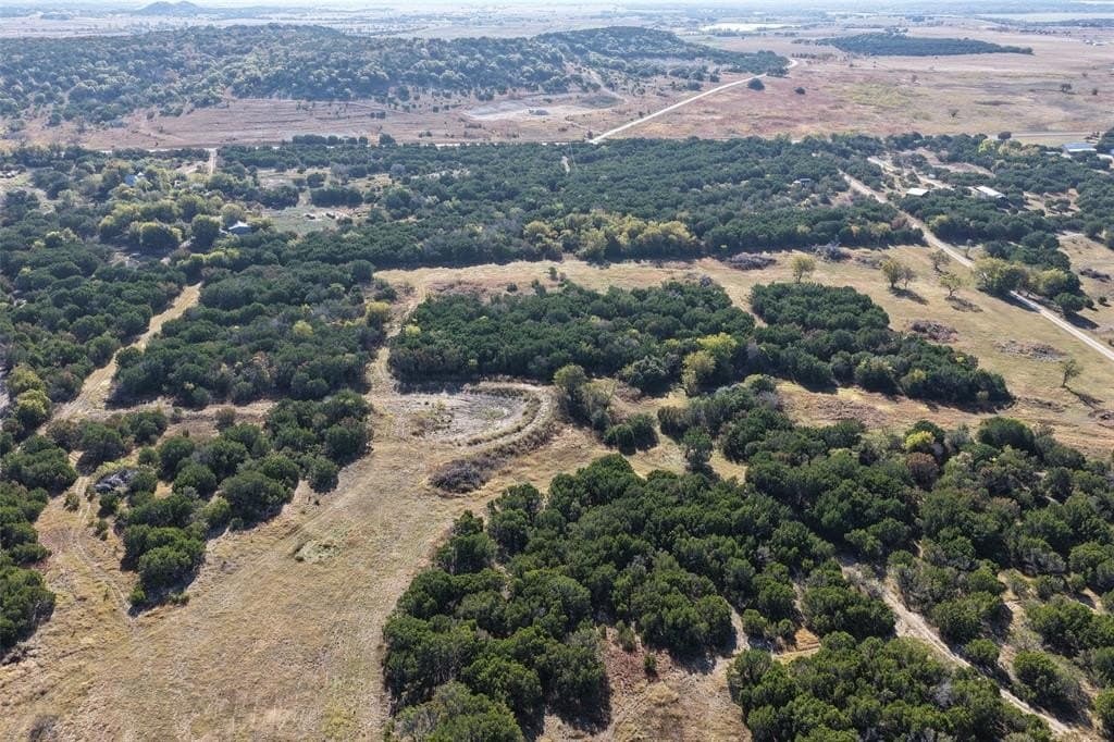 20 acres in Bosque County - photo 2