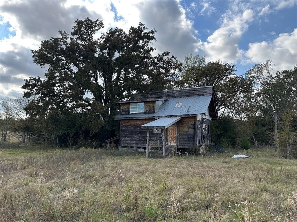 90 acres in Limestone County - photo 8