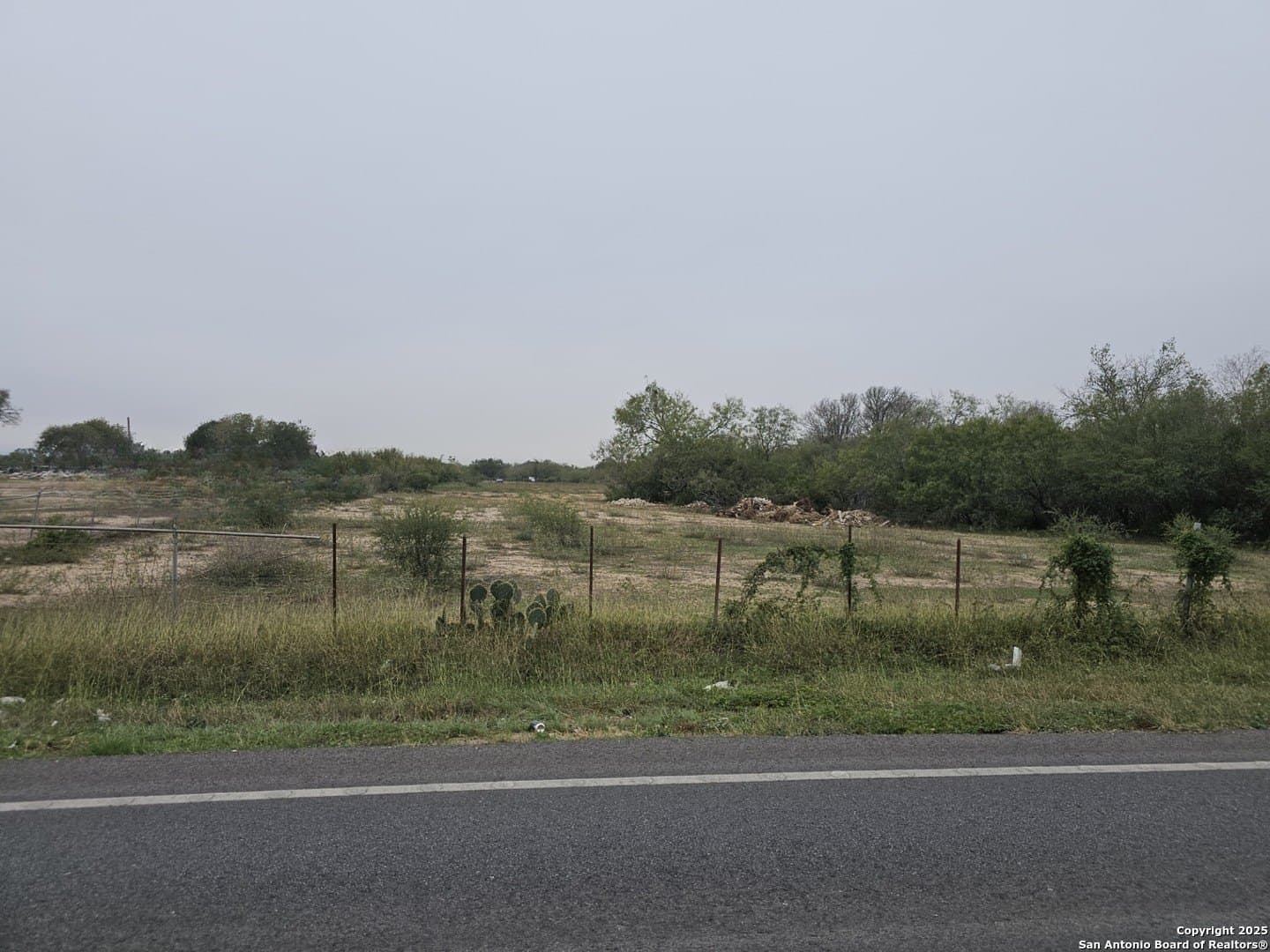 11.41 acres in Bexar County - photo 2