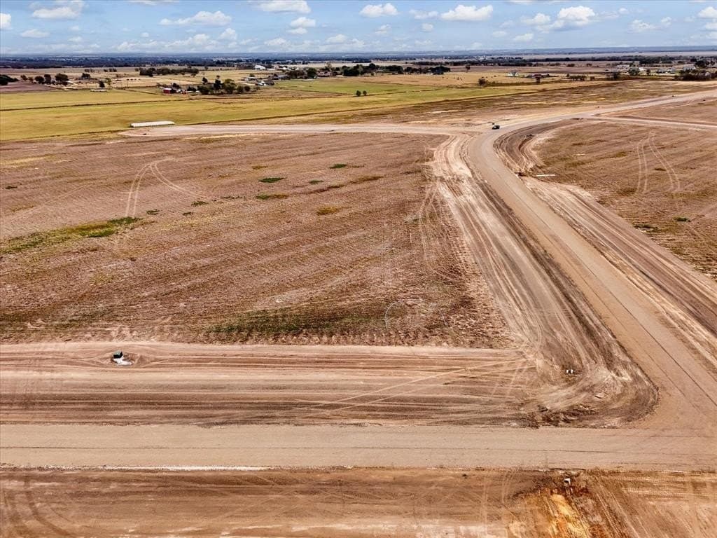1.79 acres in McLennan County - photo 2