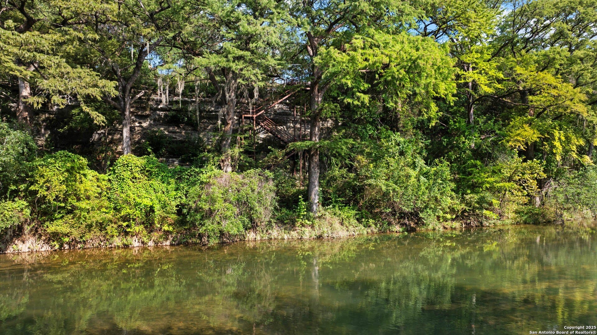 0.31 acres in Comal County - photo 2
