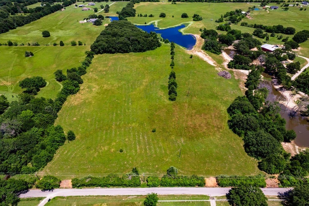 28 acres in Kaufman County - photo 4