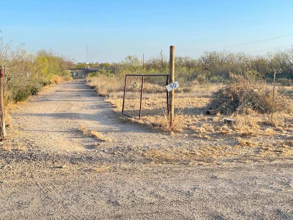 217,800 acres in Maverick County - photo 9