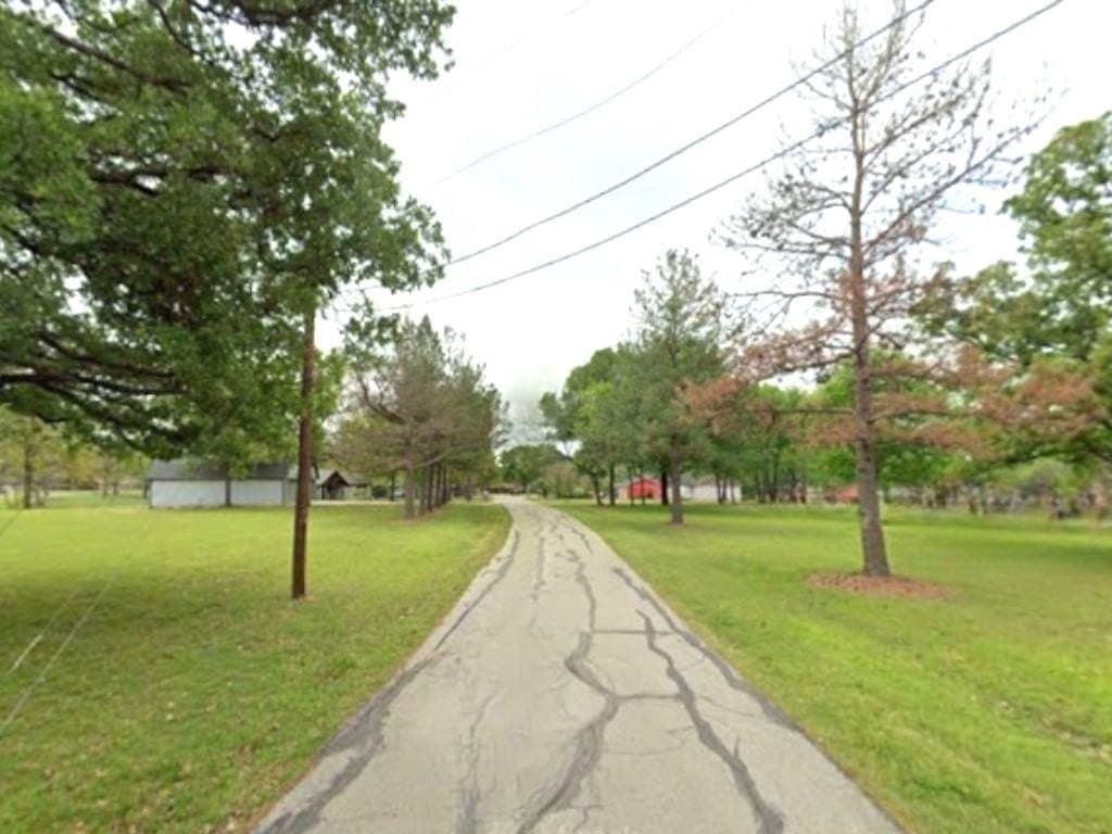 0.24 acres in Henderson County - photo 4