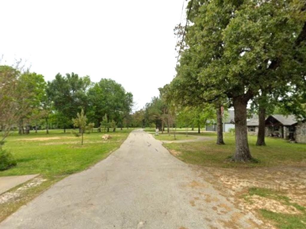 0.24 acres in Henderson County - photo 3