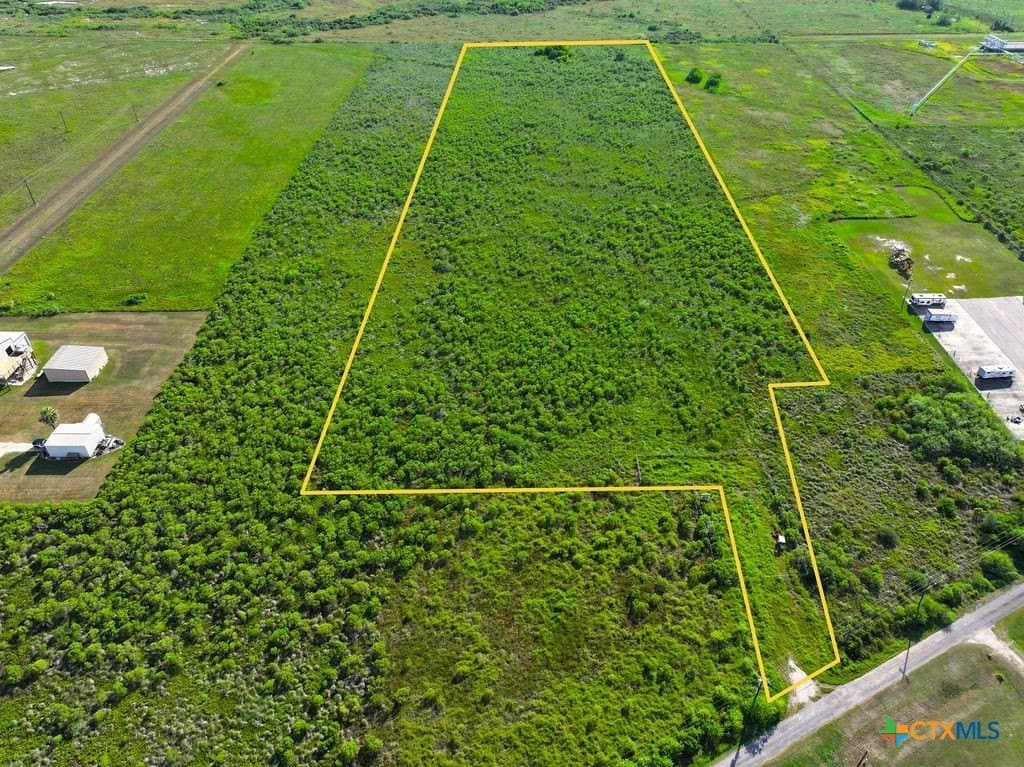 10.83 acres in Calhoun County - photo 3