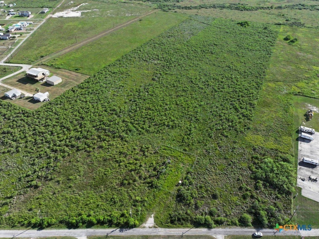 10.83 acres in Calhoun County - photo 5