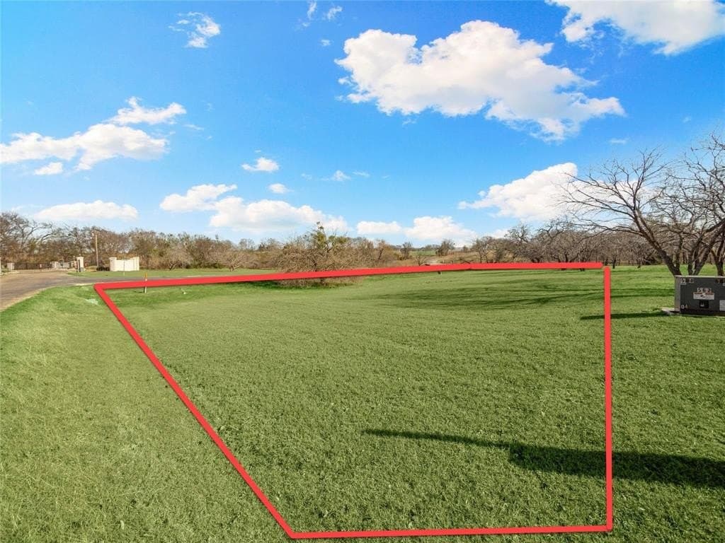 1.56 acres in Navarro County - photo 4