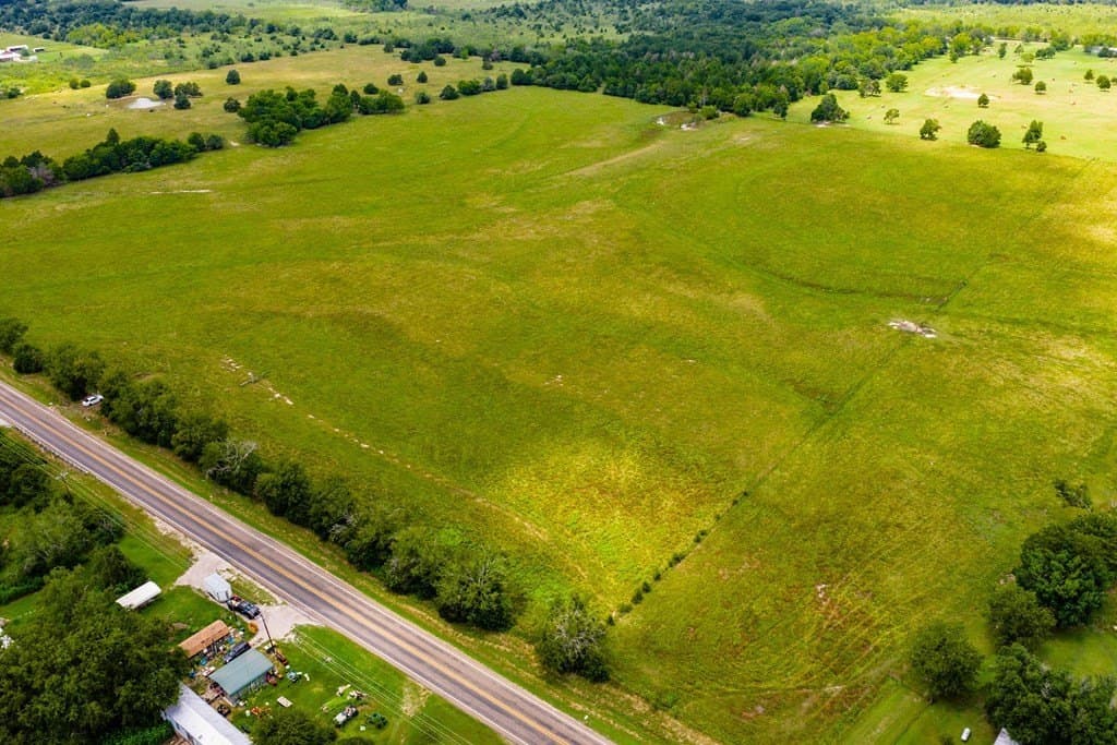 16 acres in Kaufman County - photo 3