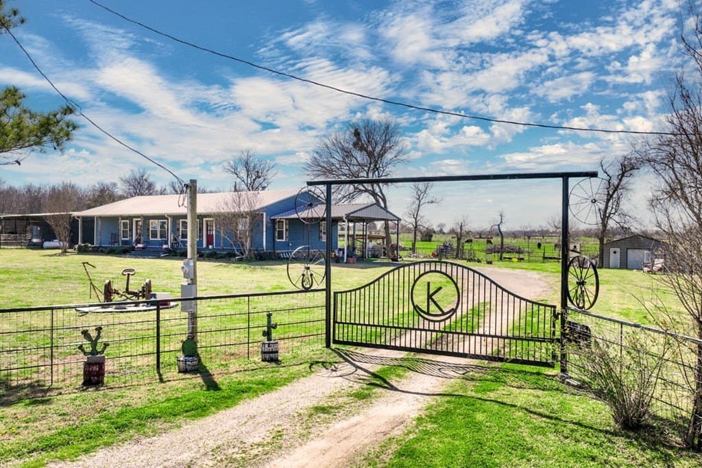 14.63 acres in Kaufman County - photo 3