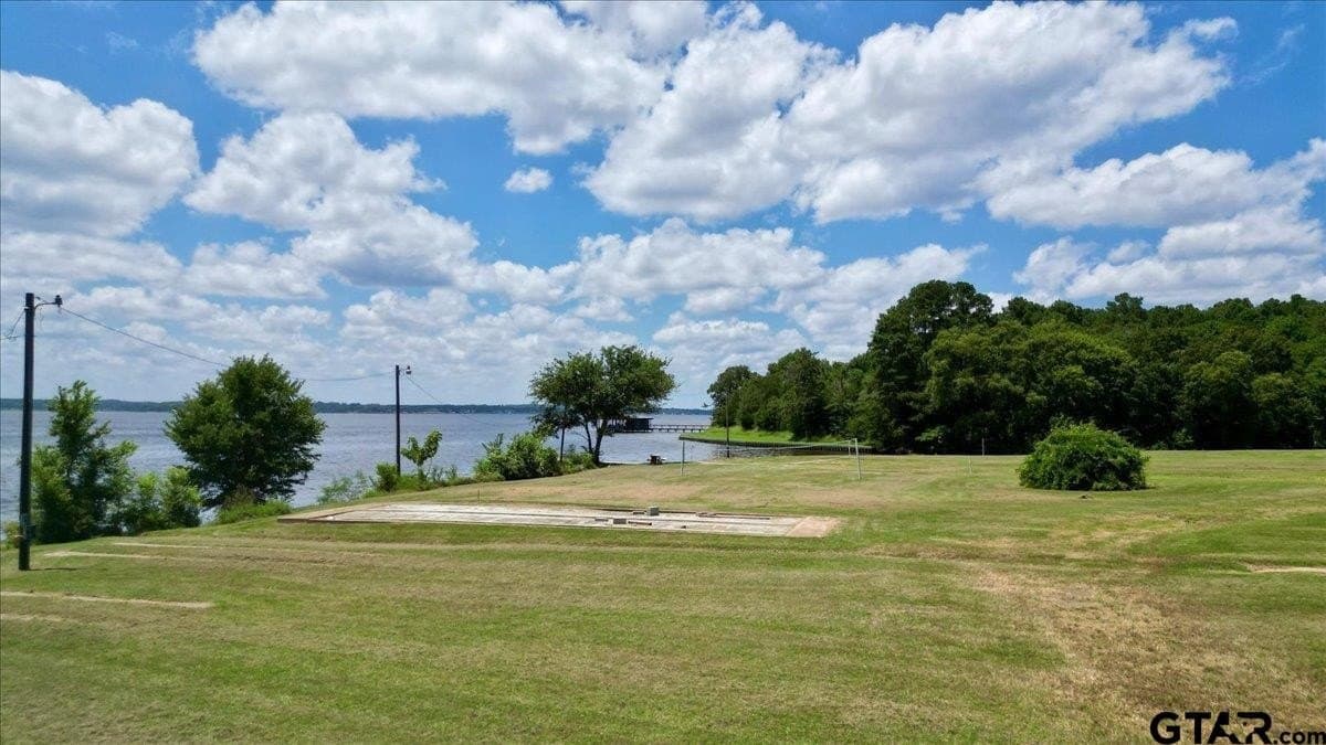 10.16 acres in Smith County - photo 14