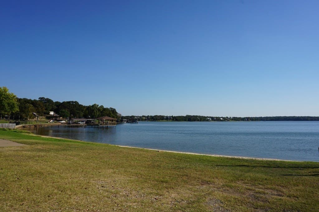0.25 acres in Henderson County - photo 2