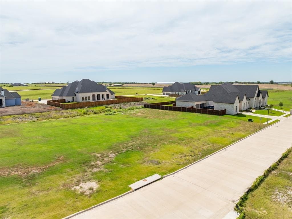 0.66 acres in McLennan County - photo 9