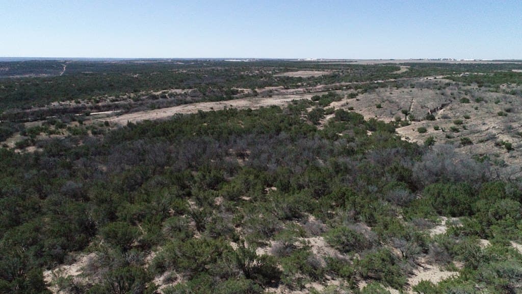 320 acres in Nolan County - photo 3