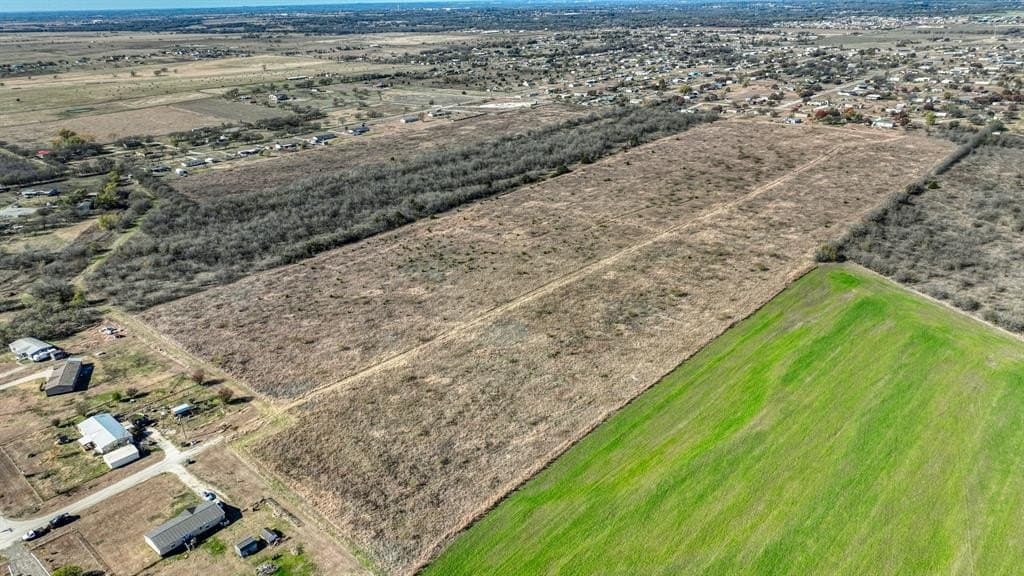89.04 acres in Johnson County - photo 9