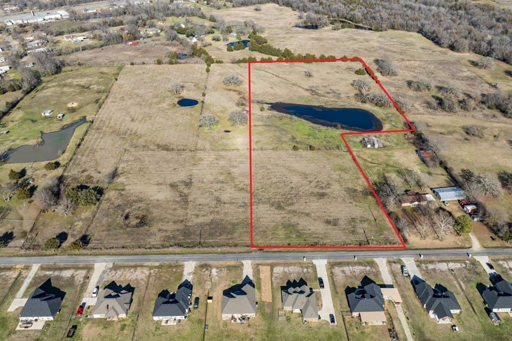 11.21 acres in Kaufman County - photo 2