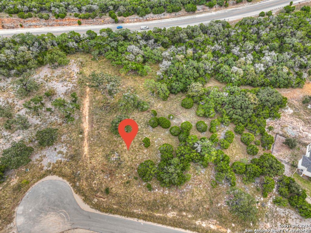 1.22 acres in Comal County - photo 8