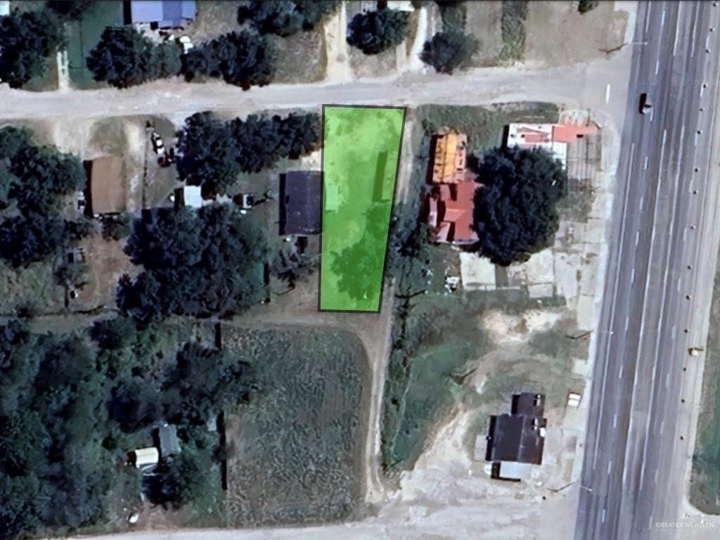 0.15 acres in Jim Wells County - photo 2