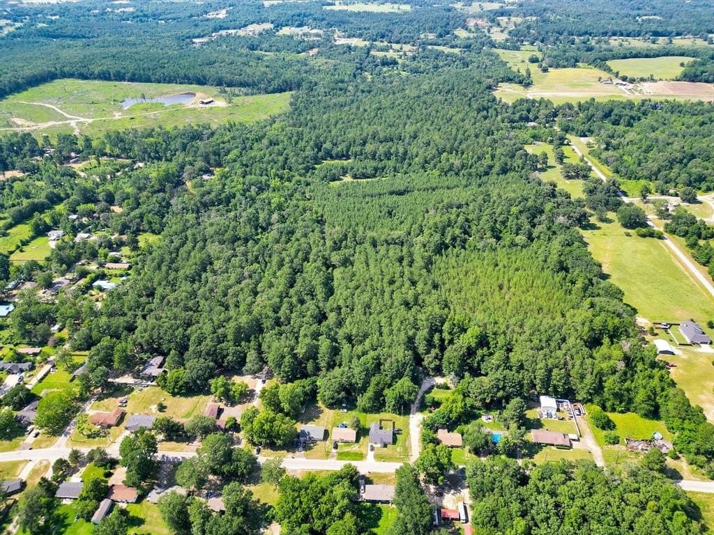 115.17 acres in Smith County - photo 3
