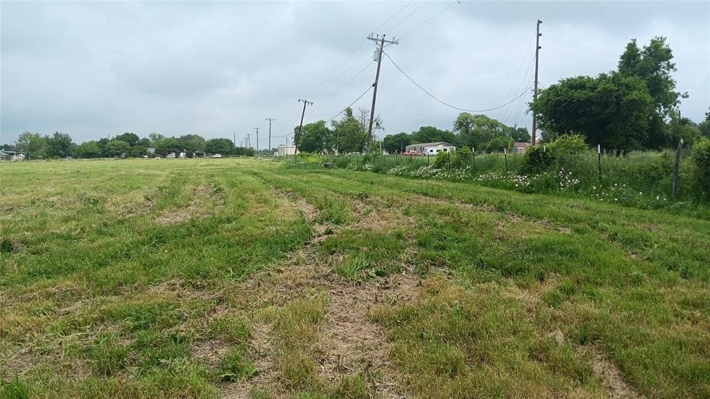 78.1 acres in Falls County - photo 3