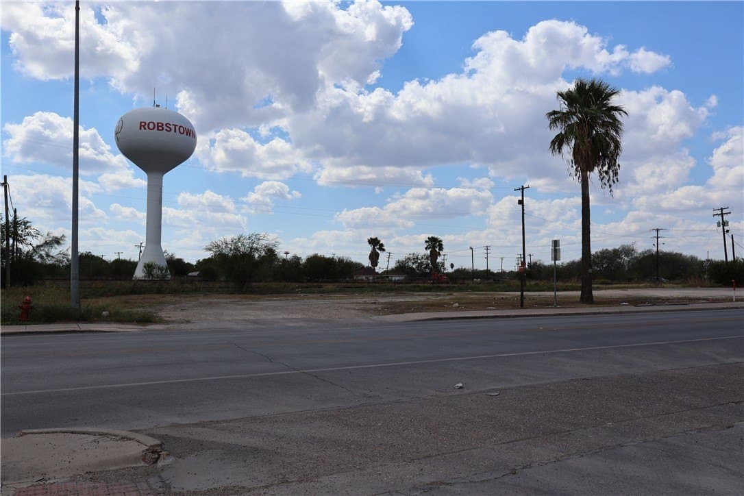 0.41 acres in Nueces County - photo 3