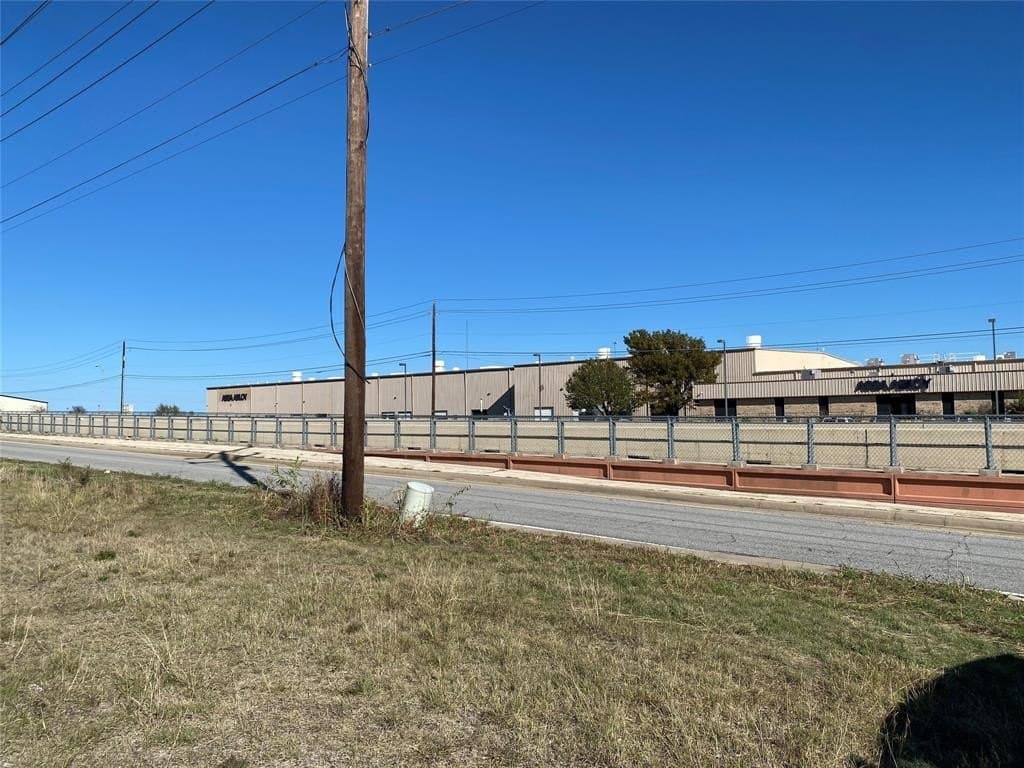 28.1 acres in Grayson County - photo 3