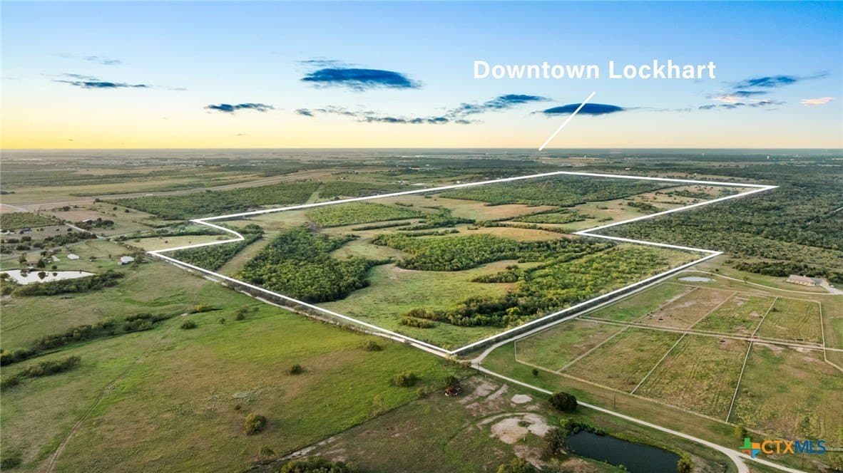 367.58 acres in Caldwell County - photo 5