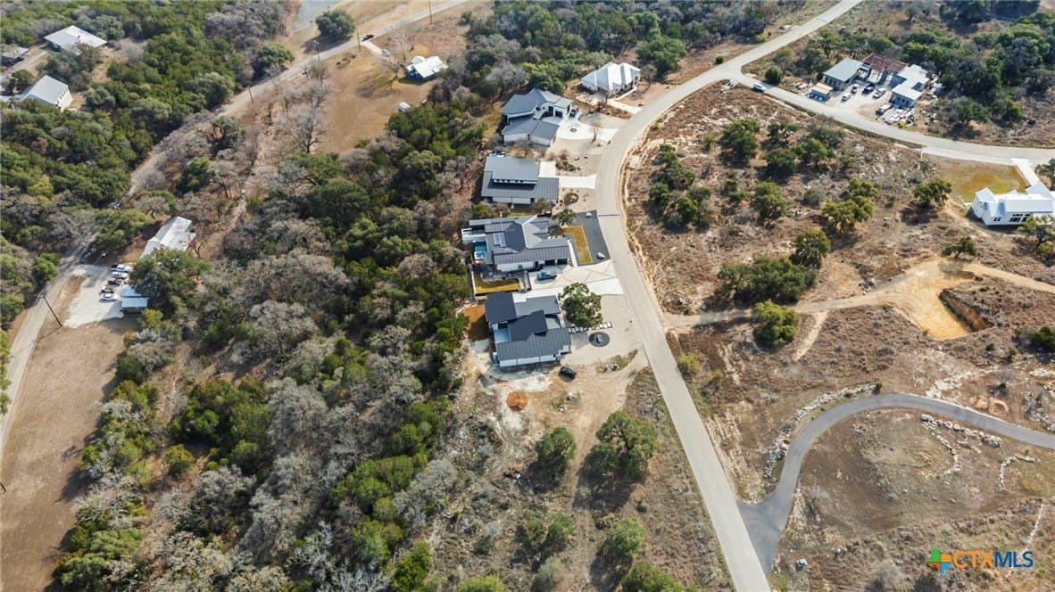 1.13 acres in Comal County - photo 4