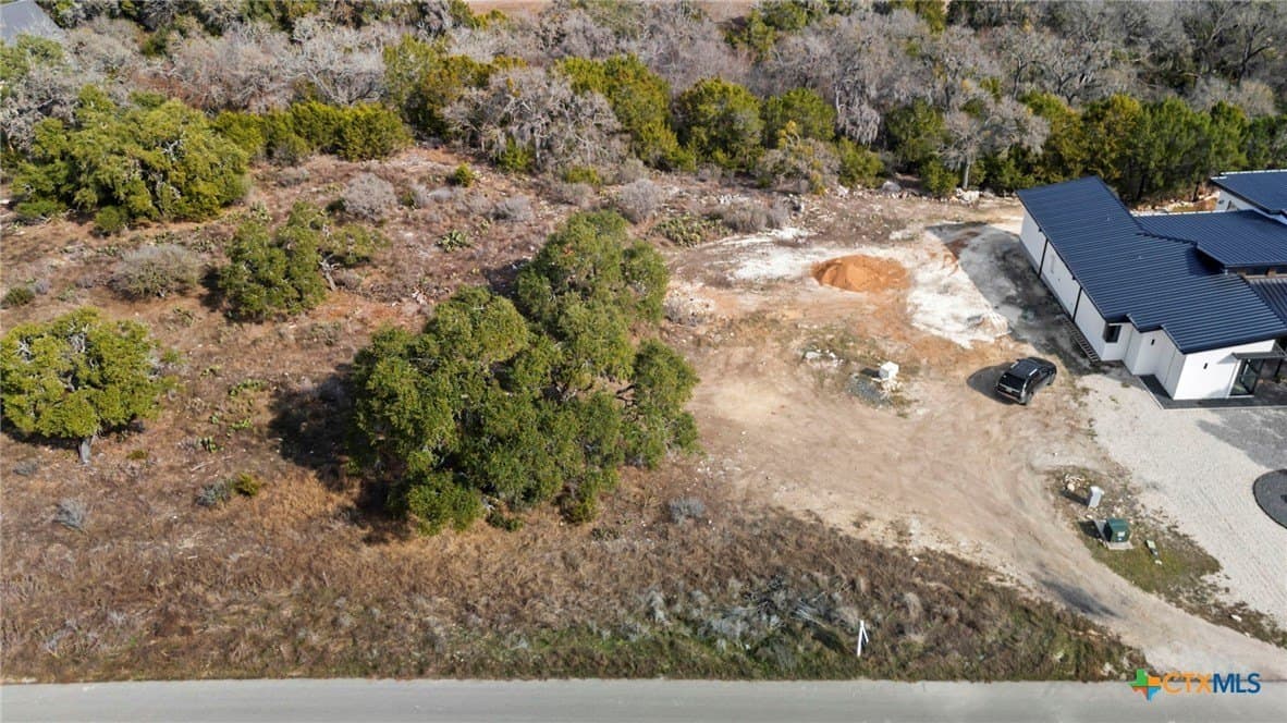 1.13 acres in Comal County - photo 5