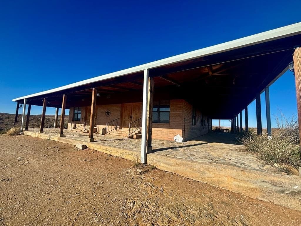 80 acres in Brewster County - photo 2