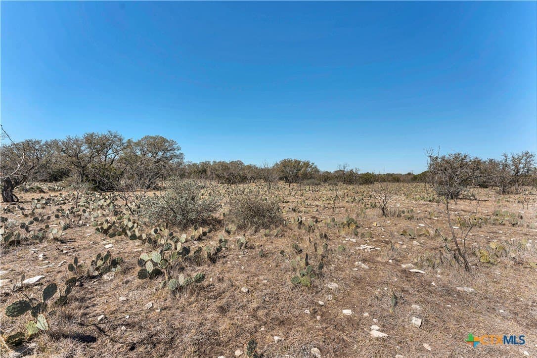 827 acres in Menard County - photo 10