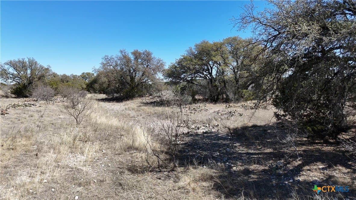 827 acres in Menard County - photo 12