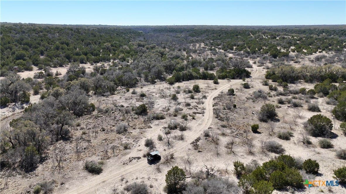 827 acres in Menard County - photo 9
