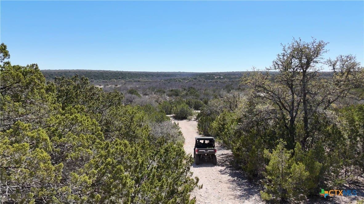 827 acres in Menard County - photo 22