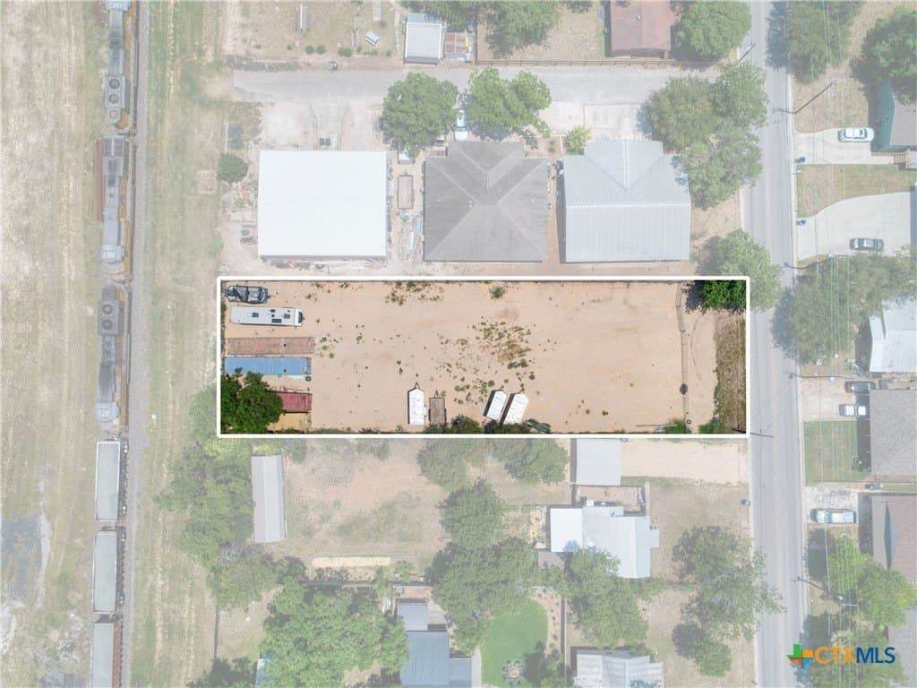 0.44 acres in Comal County - photo 5